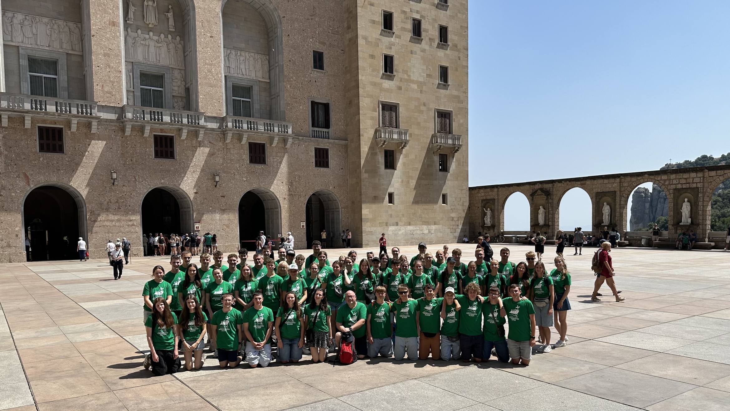 Die Minis vor der Sagrada Familia